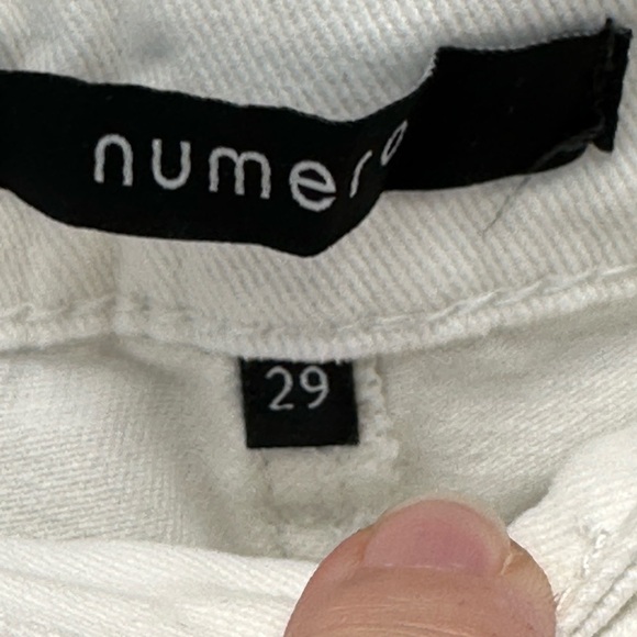 Numero Juniors Relaxed Fit Distressed Boyfriend Jeans - White - size 29 - Picture 7 of 9